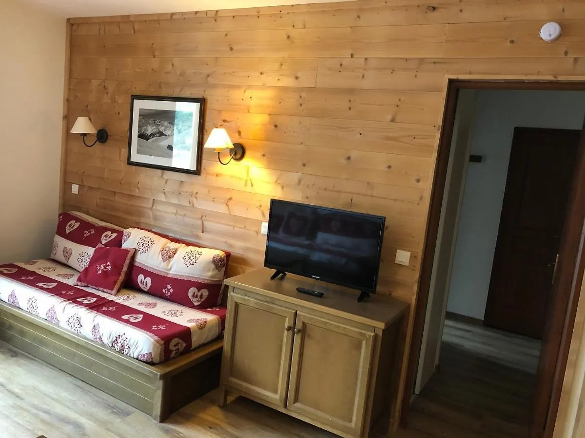 Charmant 3 Pieces 6 Pers Avec Balcon Et Parking, A 700M Du Centre De Valloire - Fr-1-263-222 Apartment