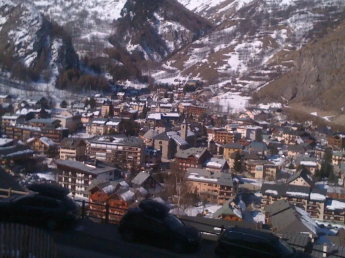 Apartment Charmant 3 Pieces 6 Pers Avec Balcon Et Parking, A 700M Du Centre De Valloire - Fr-1-263-222 France